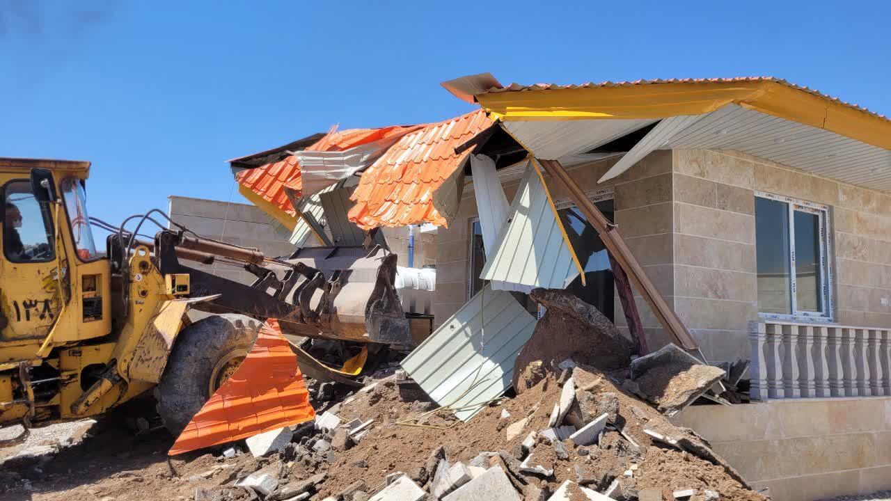 تخریب ۲۱ بنای مسکونی در اراضی قوهه چهارباغ