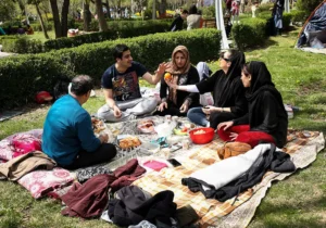 چهارباغی‌ها سیزده بدر را به حفاظت از طبیعت گره برنند