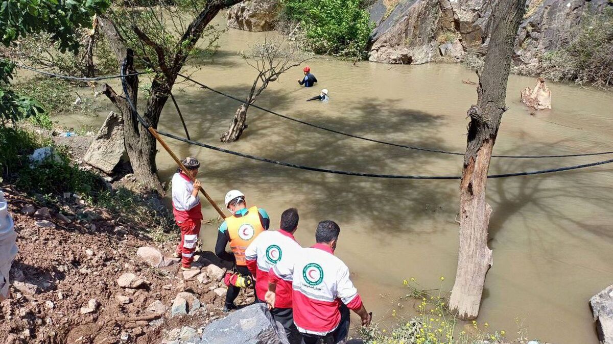 کشف جسد مرد ۴۰ ساله در رودخانه کرج
