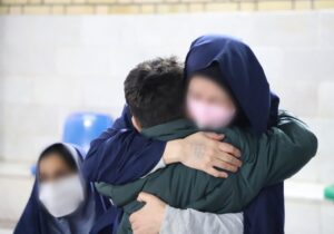 امام زادگان ساوجبلاغ و چهارباغ ضامن آزادی ۷ زندانی زن شدند