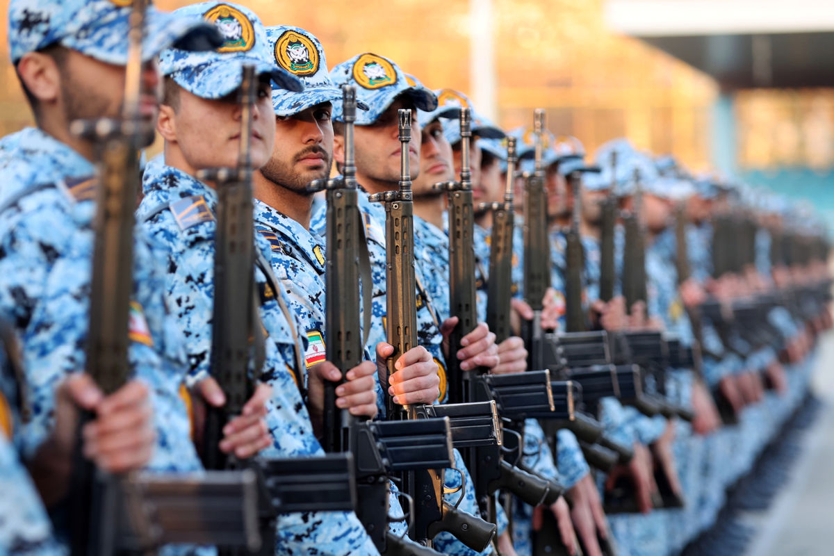 نماینده چهارباغ: نیروهای مسلح از جان مایه گذاشتند