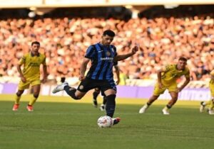 چالش طارمی و اینتر