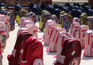 تأمین نوشت افزار ۸۲۰۰ دانش‌آموز نیازمند البرز