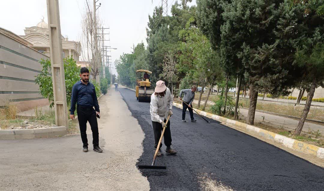روستای طاووسیه با بهسازی معابر نونوار شد