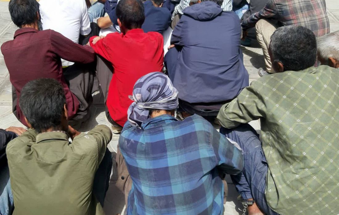 ۲۱ معتاد در چهارباغ جمع‌آوری شد