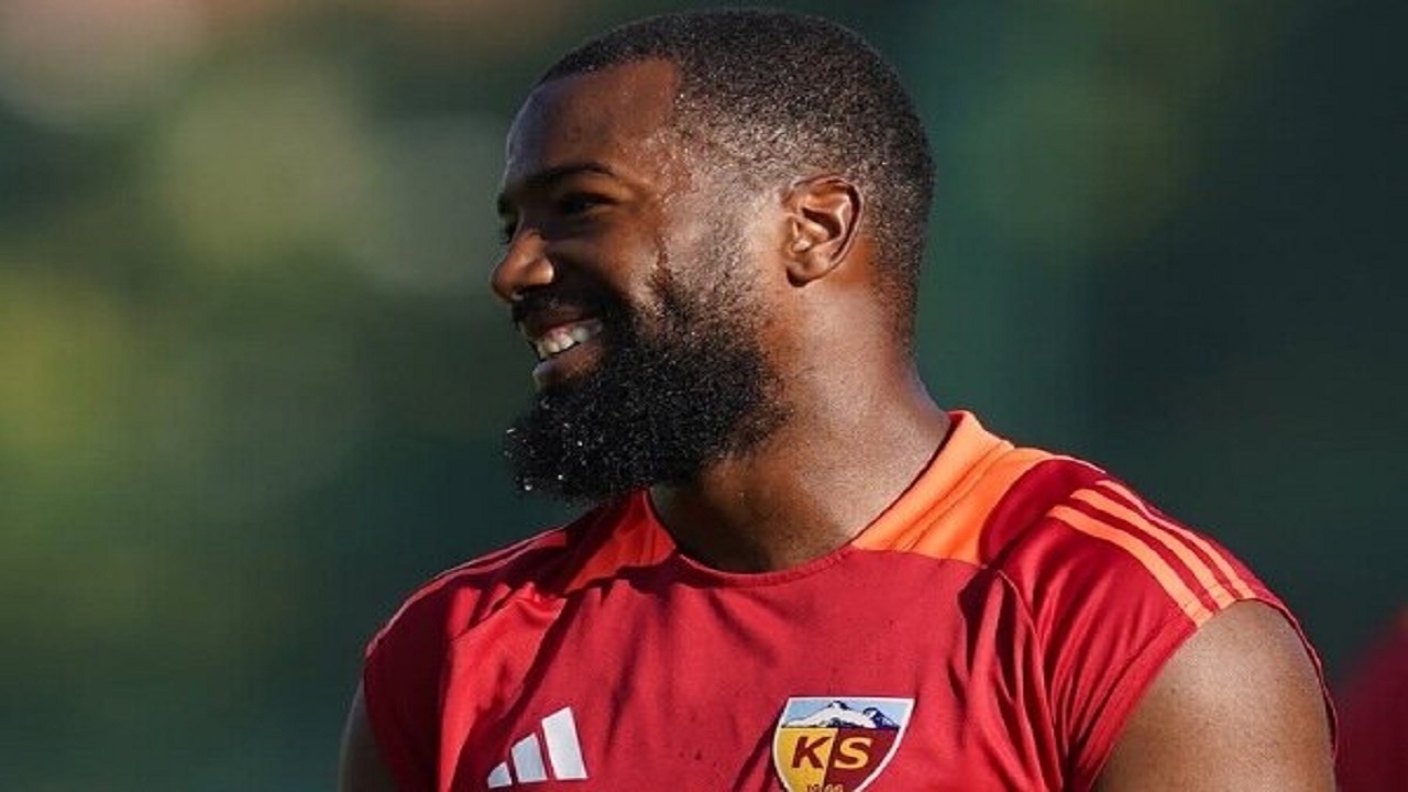 استقلال با ۲ غائب خارجی در دربی ۱۰۶