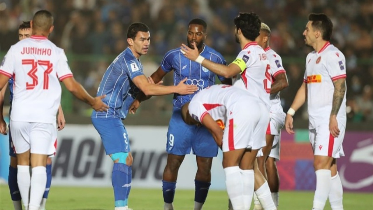 استقلال ۳ – ۰ المحرق