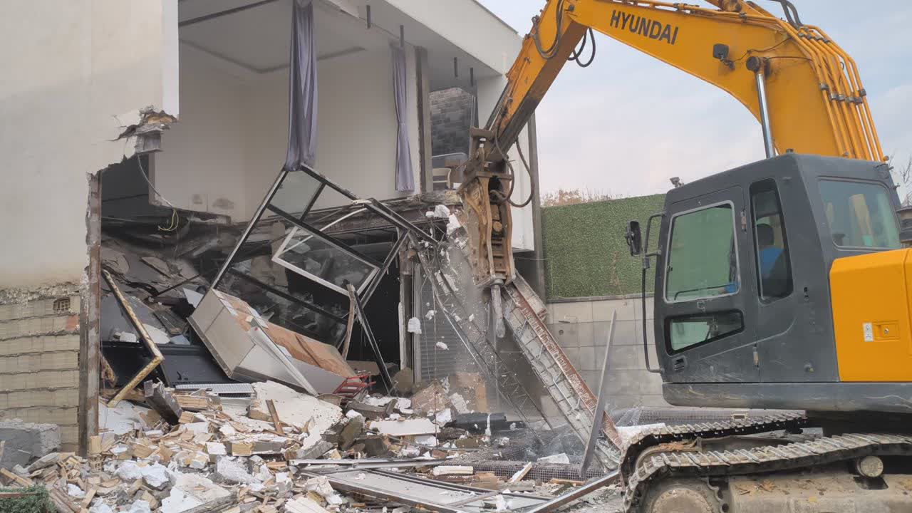 رفع تصرف ۵ تغییر کاربری در اراضی چهارباغ