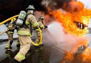 آتش‌نشانی چهارباغ جان ۱۵ نفر را نجات داد