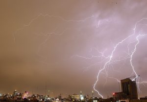 پیش‌بینی رگبار و رعد و برق در البرز