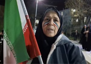 بازیگر لحظه گرگ و میش در تجمعات شبانه چهارباغ