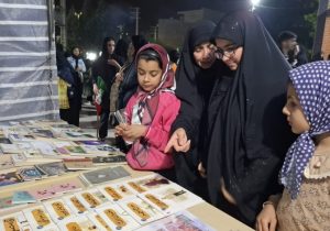 ابتکار توزیع کتاب در شب‌های چهارباغ