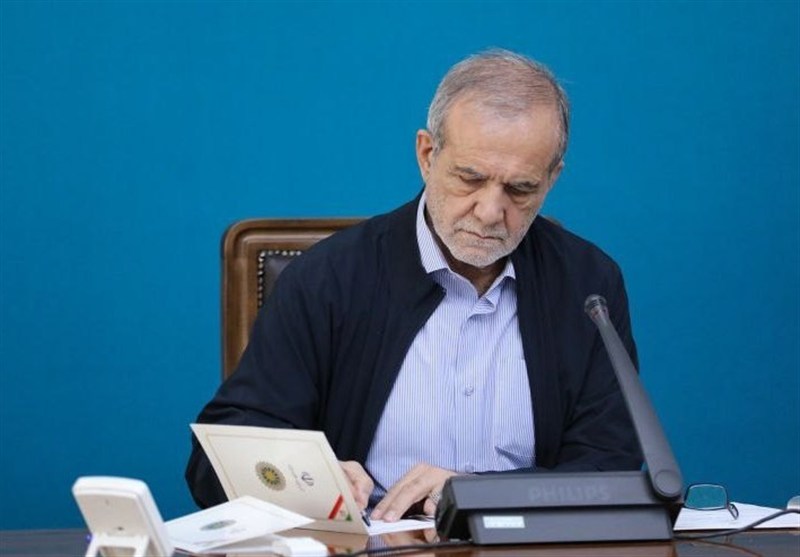 پزشکیان: ‏ملت ایران از امام شهید آموخته زیر بار ذلت نرود