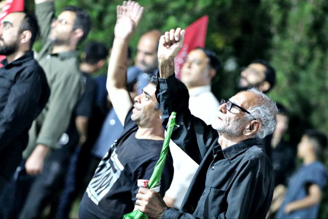 صد و چهلمین شب میثاق با رهبری در قلب چهارباغ