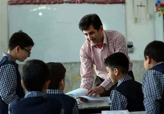اجرای برنامه‌های آموزشی و تربیتی زنان برای ۹۰ هزار دانش‌آموز و فرهنگی در البرز
