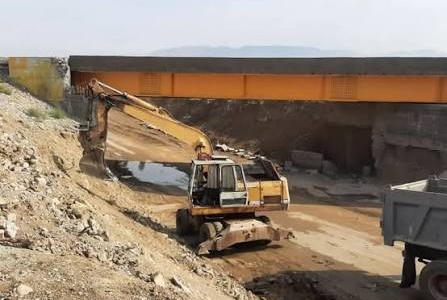 زیرگذر چهارباغ چند ماه دیگر بسته می‌ماند؟/شهروندان در انتظار پاسخ مسئولین